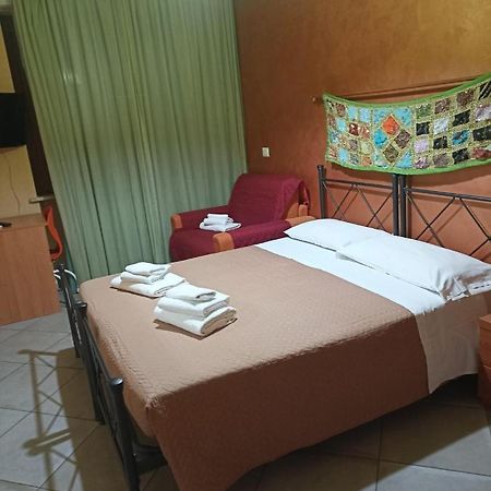 Bed and Breakfast La Chiave Di Fa à Fiumicino Extérieur photo
