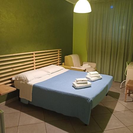 Bed and Breakfast La Chiave Di Fa à Fiumicino Extérieur photo
